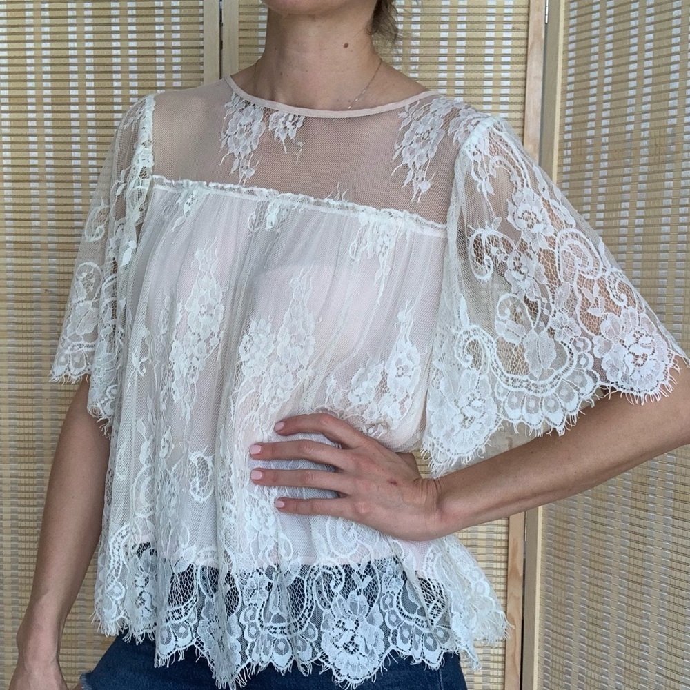 FLANNEL boutique silk lace Top blouse, super light and feminine, size Medium (2)